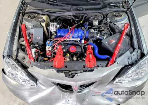 2004 Pontiac Grand Prix Gt2 z USA, uszkodzony, nr VIN 2G2WS522941291435